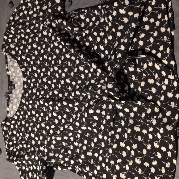 2/$10 Talbots black and white floral tie front top - Picture 4 of 4